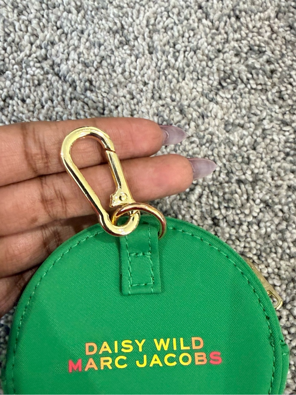 Marc Jacobs Daisy Coin Purse  Green Floral Round Zip Pouch Gold Zipper Bag Charm - Picture 5 of 8